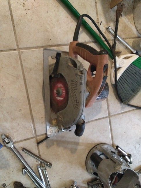 Milwaukee 7-1/4 Circular Saw