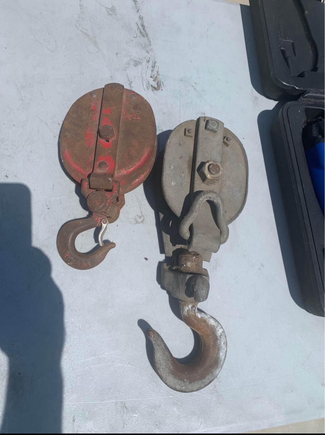 2 Pullies 1 Crosby Western 941 4”