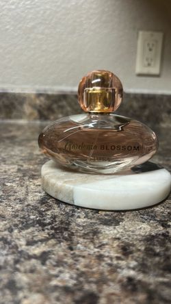 Jafra perfum Gardenia blossom