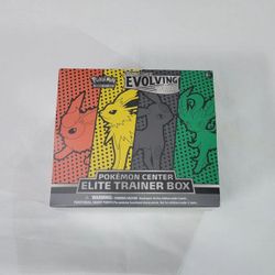 Pokémon Center Sword & Shield Evolving Skies Elite Trainer Box - New/Sealed