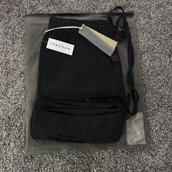 Essential fear of god shorts all black size- Small,Medium