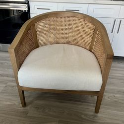 Wicker Crate & Barrel Chair