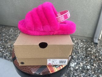 UGG Fluffy Yea Slide