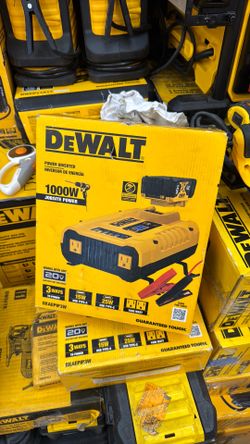 Dewalt 1000w jobsite power inverter model dxaepip3w
