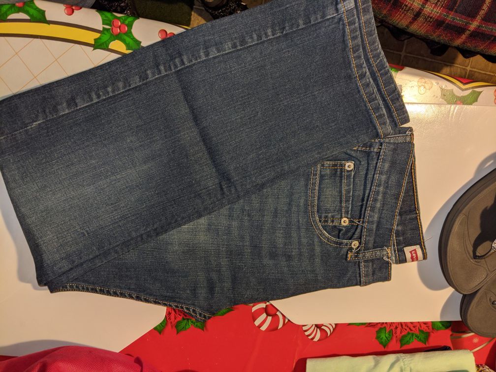 Levi's women's jeans