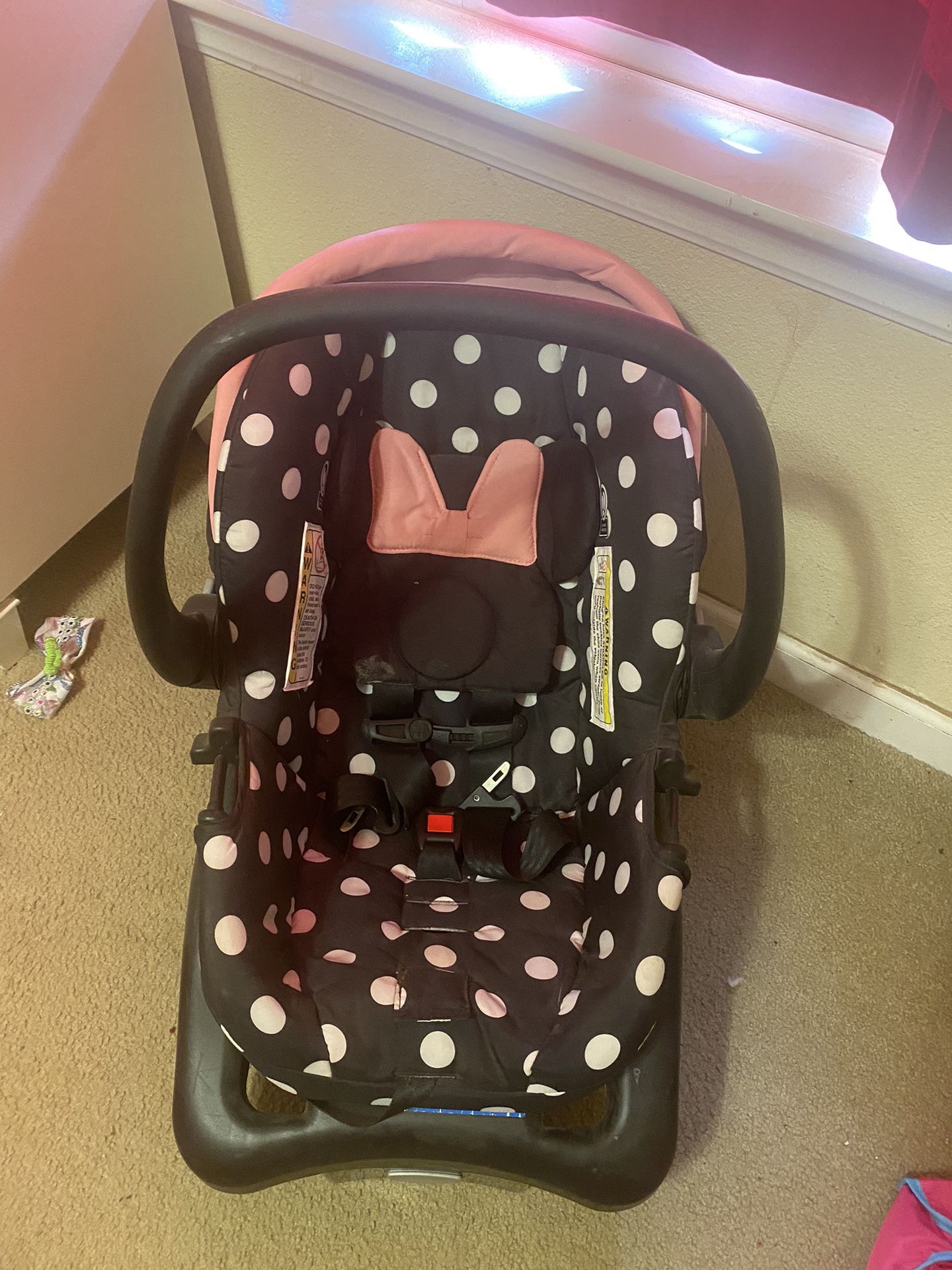 Minnie Mouse Car seat 