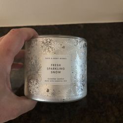 Bath & Body Works Fresh Sparkling Snow Large 3 Wick Candle