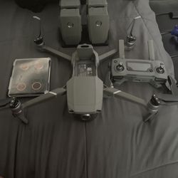DJI Mavic 2 Zoom drone With Extra Batteries And Filters