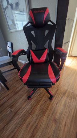 RESPAWN 210 GAMING CHAIR