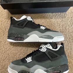 Jordan 4 Fear Size 11.5  Trade For iPhone