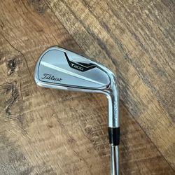 Titleist T200 4 Iron