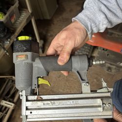 Craftsman Air Nailer 