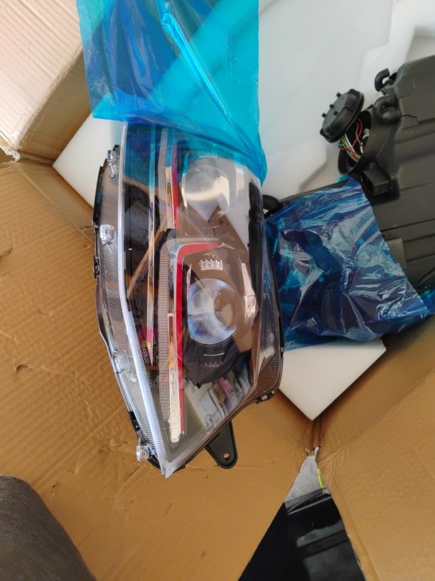 Mark 7 GTI Aftermarket Headlights 