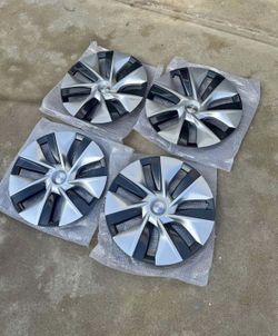 Tesla model Y Hubcaps