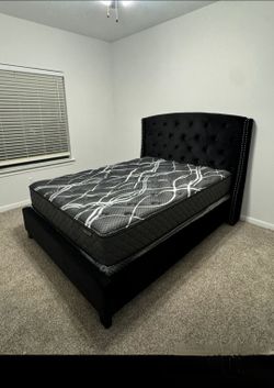 Queen size bed