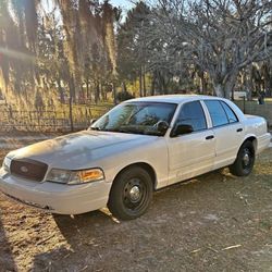 2011 Ford Crown Victoria