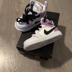 Jordan 1Mid