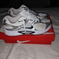 Nike NRN Size 13