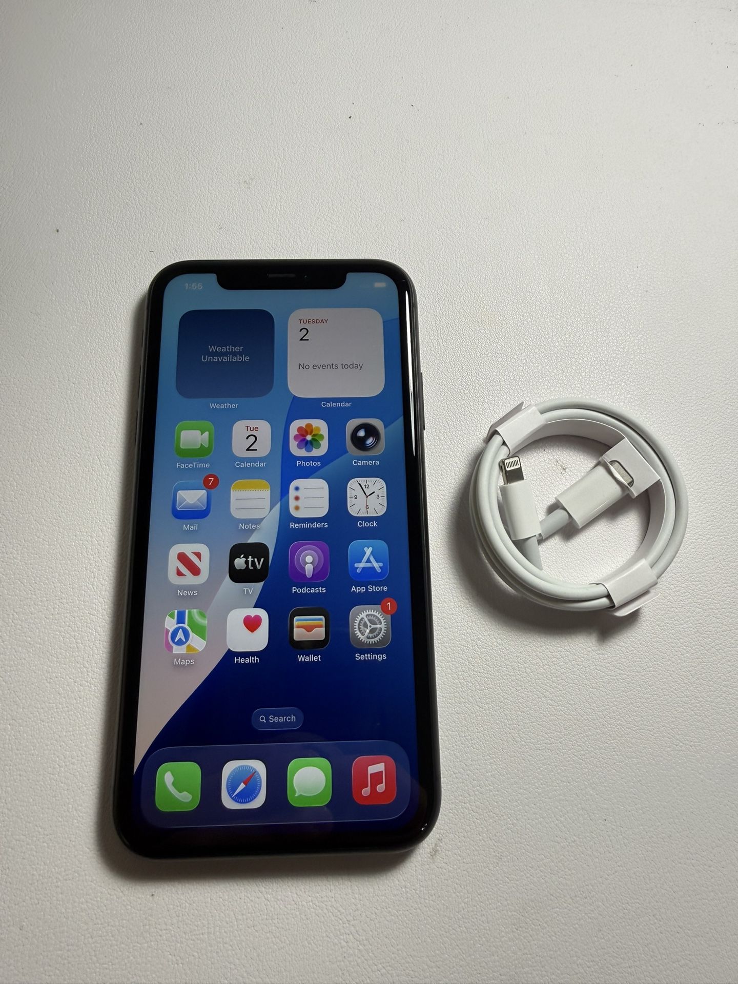 Unlocked Apple iPhone 11 64GB Black AT&T T-Mobile Metro PCs Cricket Verizon Straight Talk Cell Phone 