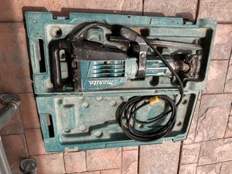 Makita jackhammer