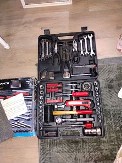 101 Piece Mechanics Tool set/ New