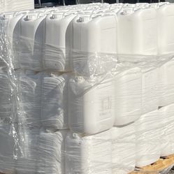 6 Gallon Jugs. With Handles & Lids