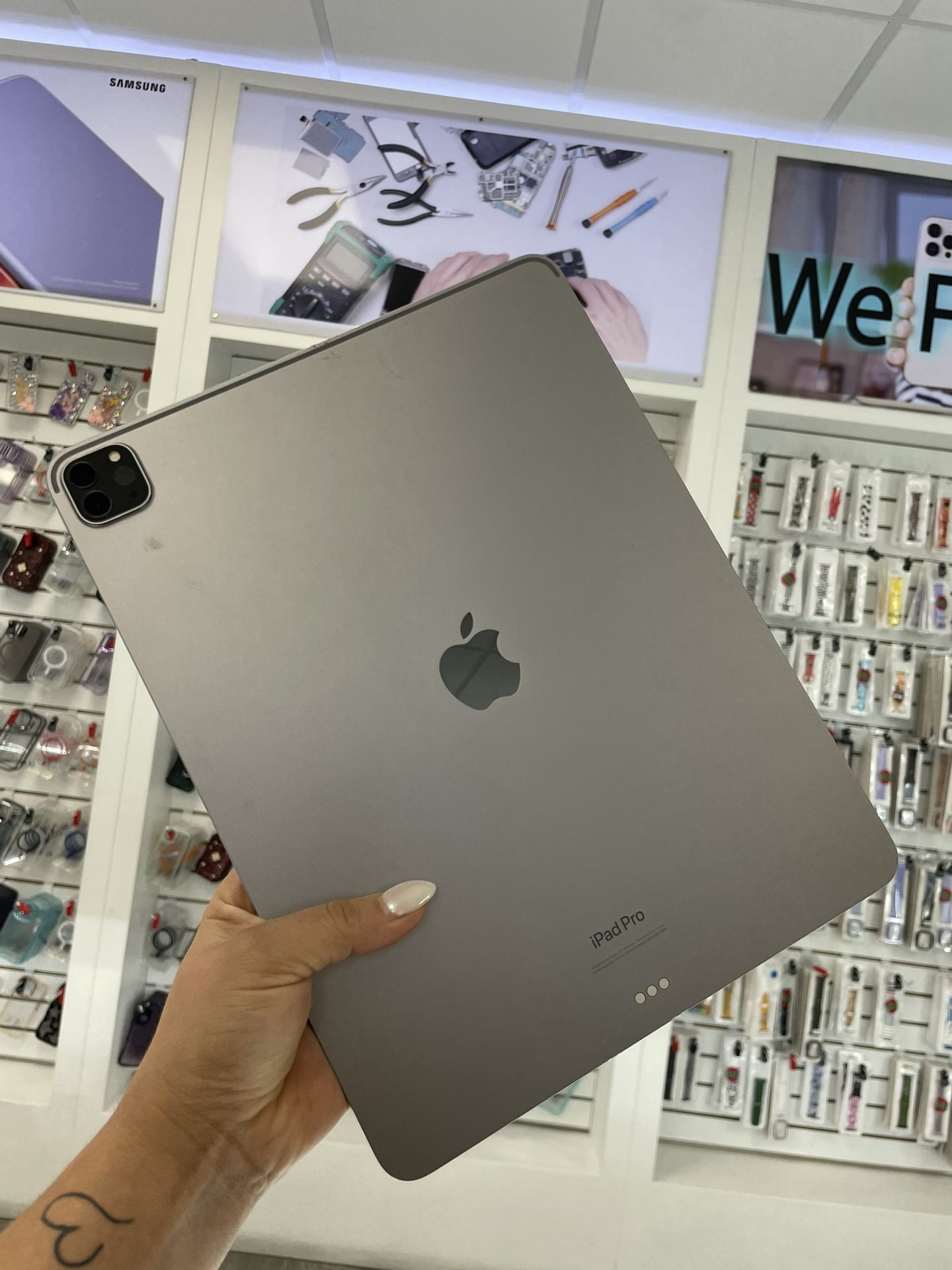 iPad Pro 12.9 Inch 128gb WiFi $50 Down Payment 