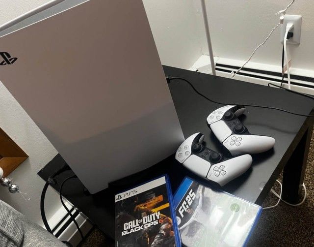 PLAYSTATION 5