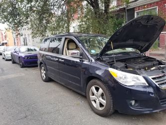 2010 VW ROUTAN SEL PREMIUM