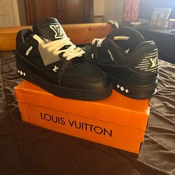 Lv Trainers Black
