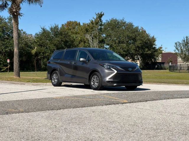 2024 Toyota Sienna