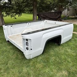 2019 GMC/Chevy Truck Bed 