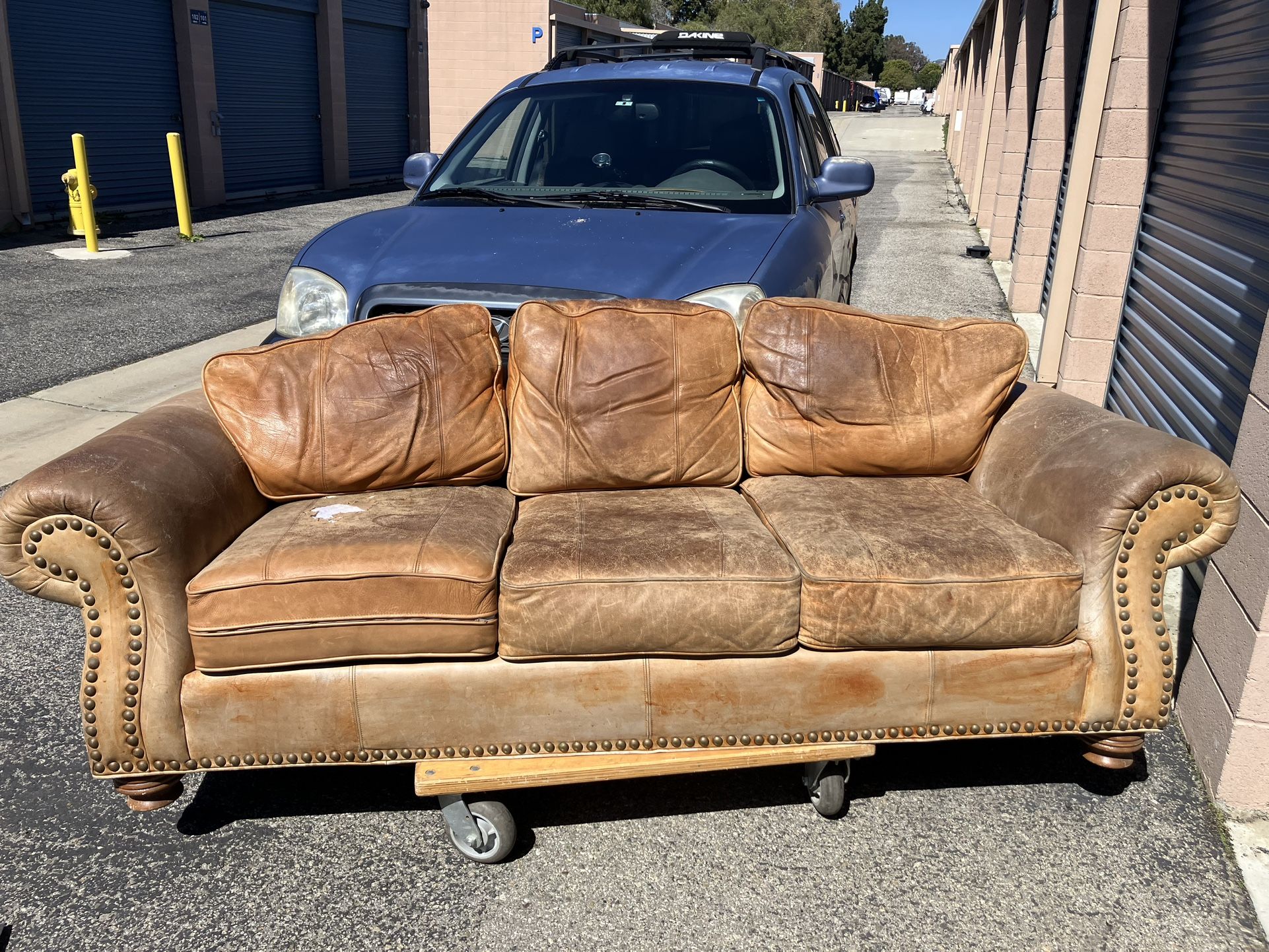 Free Leather couch Project