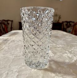 Denizti Handmade Clear Glass Vase – Diamond Pattern
