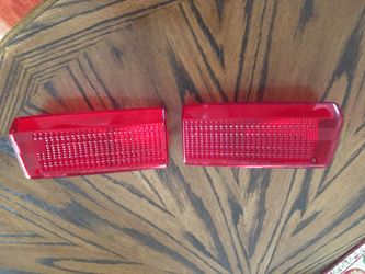 (2) Wesbar Wrap Around Trailer Light Lenses