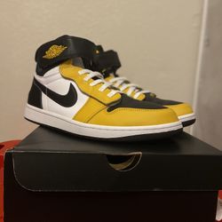 Air Jordan 1 Hi Flyease