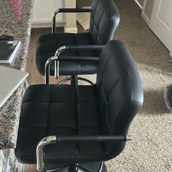 2 Barstool Chairs