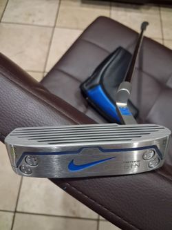 Rare Nike Method Origin Putter w/Cover