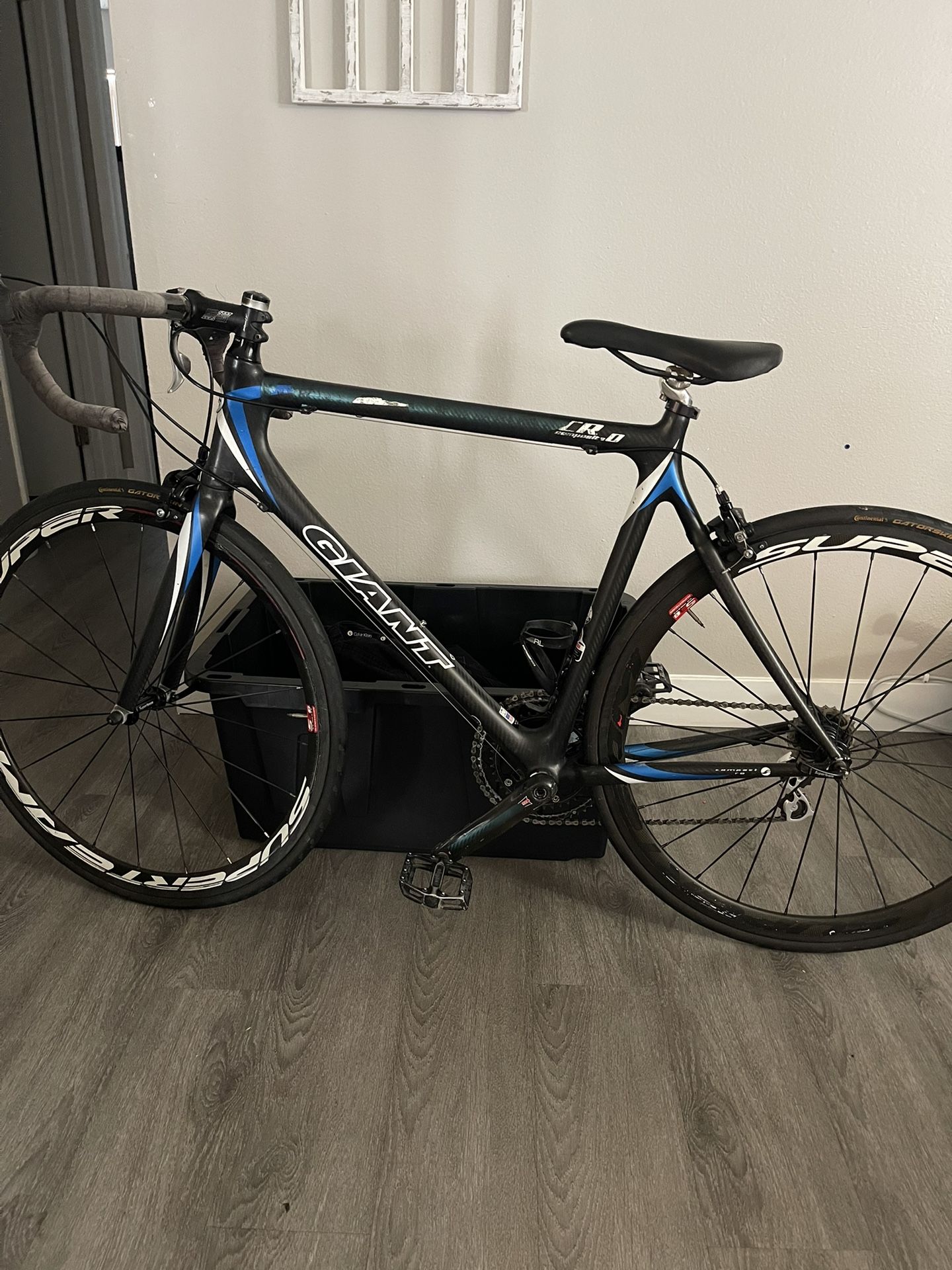 Giant road Bike