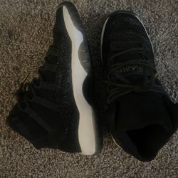 Jordan 11 Heiress Black Gold