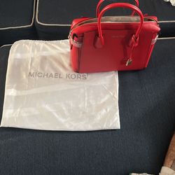 MICHAEL KORS BAG 