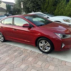 2020 Hyundai Elentra SEL Sedan 4D