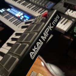 Mini Midi Controller   