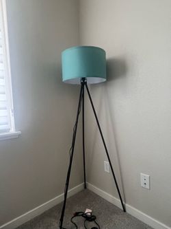 2 Modern Floor Lamps