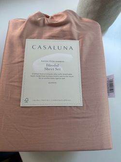 Brand new Casaluna queen sheet set