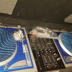 Trade Pair of Turntables