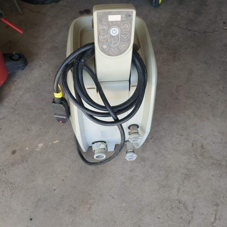 Bestway Saluspa Spa Pump / Heater, Model No. S100105 Coleman (Pump Only) 1  of 2 for Sale in Lancaster, CA - OfferUp