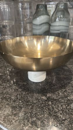 Beautiful bowl decor marble bottom