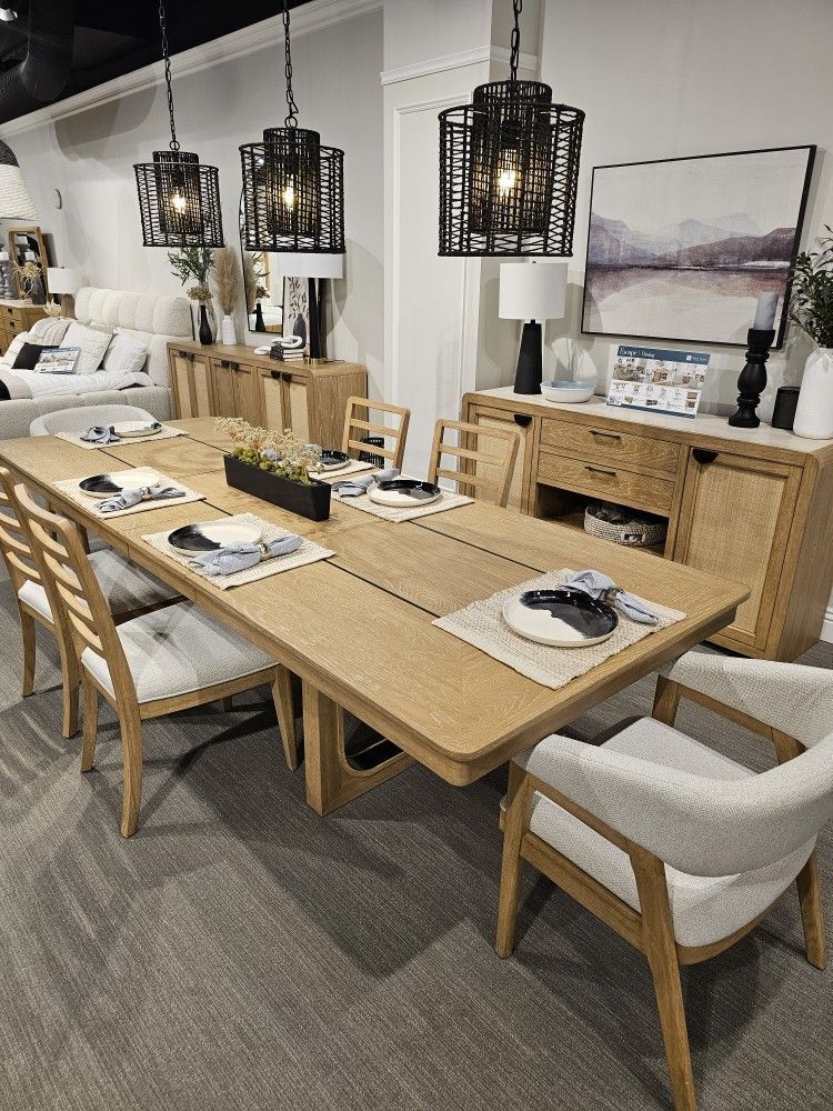 7-Pc Extendable Dining Table with Upholstered Chair 
