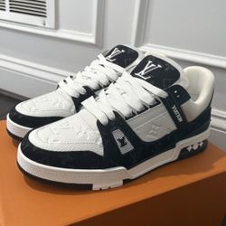 LV Trainers Black and White